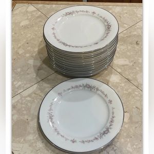 Noritake China Rosepoint 6206 Lot of 12 Salad Plates 6”